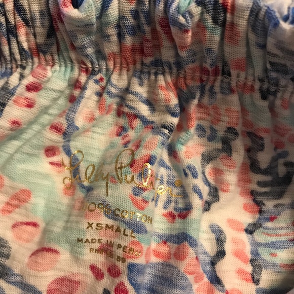 Lilly Pulitzer new shell me about xs top - Picture 4 of 4